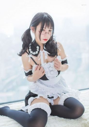 亚洲欧美校园_高清在线视频播放