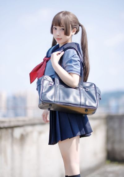 国产精品亲子乱子伦xxxx_蓝光BD在线观看
