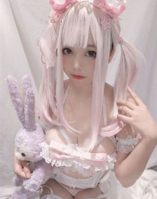 丰满美女午夜麻豆精品_高清电影